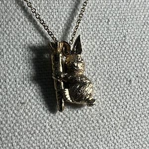 Vintage Canada gold tone bunny necklace